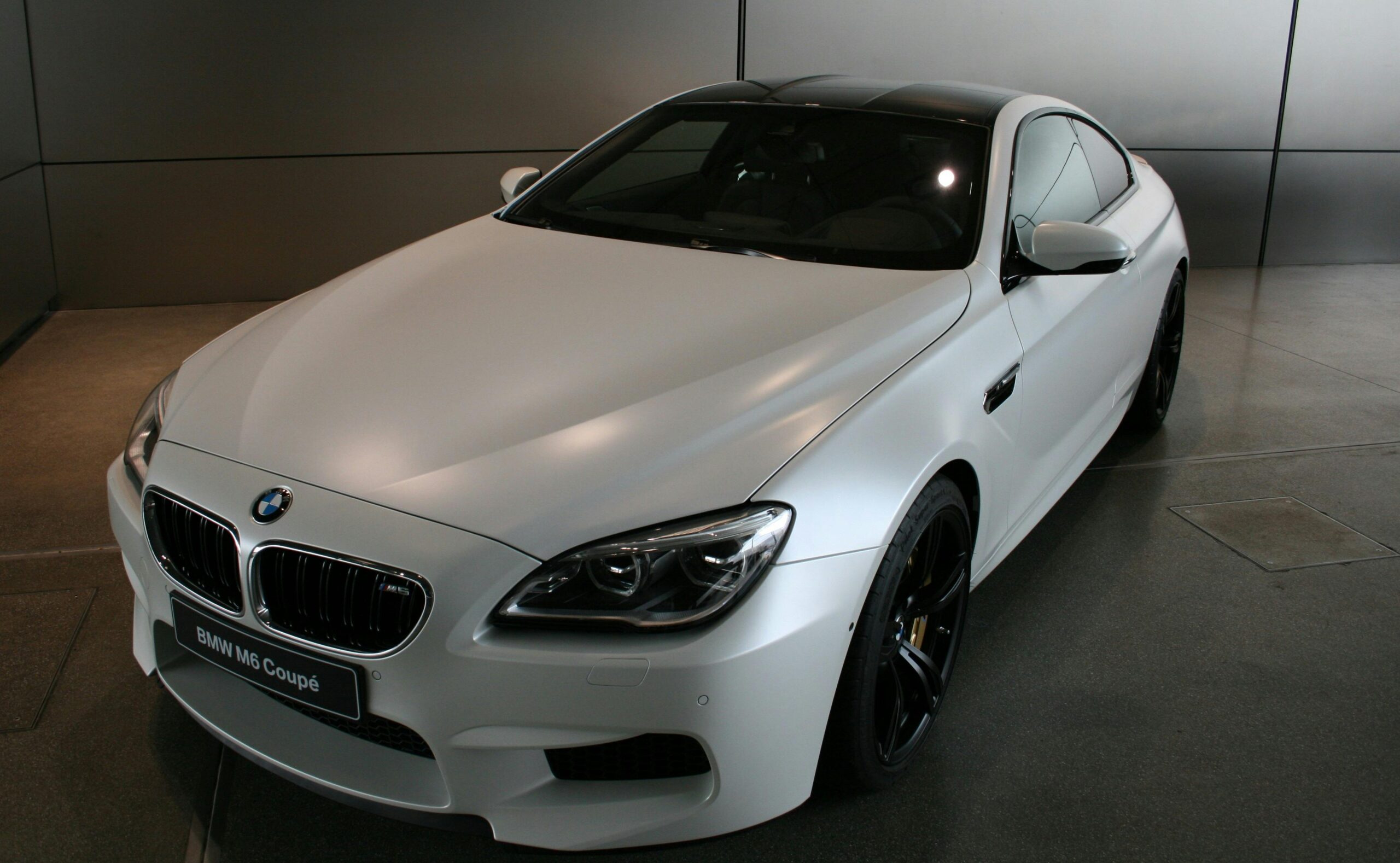 BMW servisas Vilniuje: kur geriausia aptarnauti E28, E61 ir F10? (TOP 5)